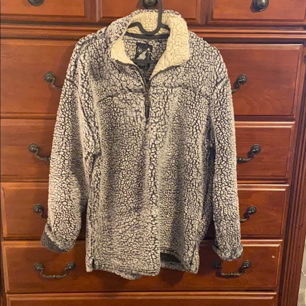Sherpa pullover worn but lots of life left!